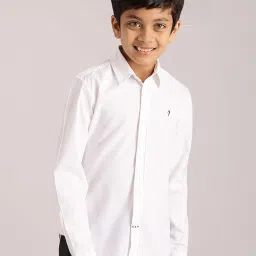 Indian Terrain Kids White Cotton Regular Fit Full Sleeves Shirt image 1