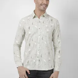 Numero Uno Green Cotton Slim Fit Abstract Shirt image 1