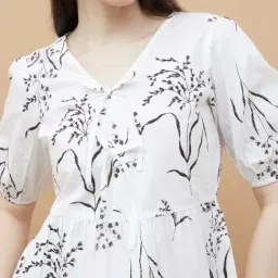 Fame Forever By Lifestyle White Cotton Regular Fit Printed Top image 5