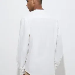 ETA by Westside White Solid Relaxed-Fit Cotton-Blend Shirt image 2