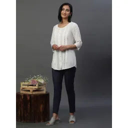 Aurelia White Regular Fit Floral Kurti image 5