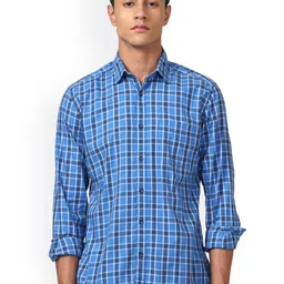 Parx Men Blue Slim Fit Checked Casual Shirt-picture-37