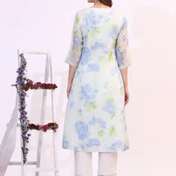 W White Regular Fit Floral Print Kurta image 2