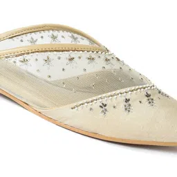 W Women's Beige Mule Shoes image 4