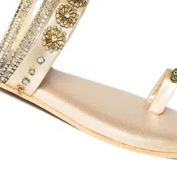W Women's Gold Toe Ring Sandals image 4