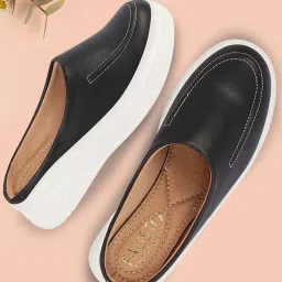 Fausto Women's Black Mule Shoes image 1