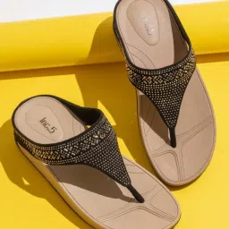 Inc.5 Women's Black Thong Wedges image 1