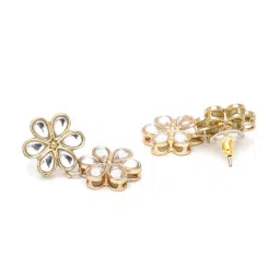 Karatcart Handcrafted Kundan Dangler & Drop Earrings - Set of 3 image 4