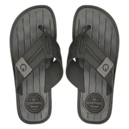Cartago Men's Black Flip Flops-picture-23