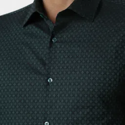 Van Heusen Bottle Green Cotton Regular Fit Printed Shirt image 4