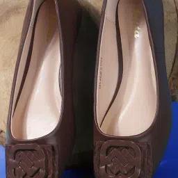 Bata Women's LOCK Brown Flat Ballets image 1