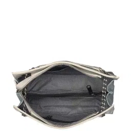 Toteteca Green Textured Medium Sling Handbag image 4