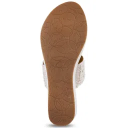 Metro Women's White Thong Wedges image 4