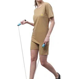 Vimal Jonney Beige T-Shirt With Shorts image 4