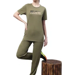 Vimal Jonney Green Printed T-Shirt With Trackpants image 4