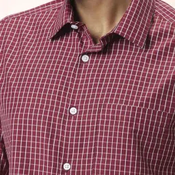 Byford by Pantaloons Maroon Slim Fit Checks Shirt image 4