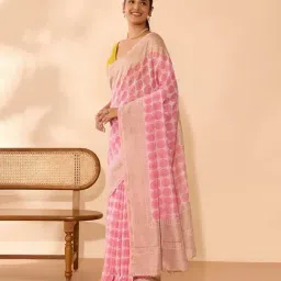 Taneira Pink Silk Printed Saree image 3