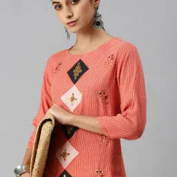 showoffff SHOWOFF Peach Cotton Printed Calf Length Straight Kurta image 5