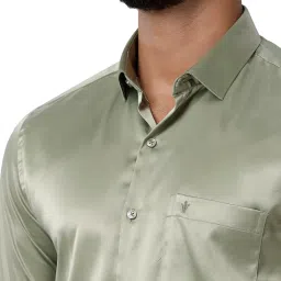Ramraj Green Regular Fit Half Sleeves Shirt image 4