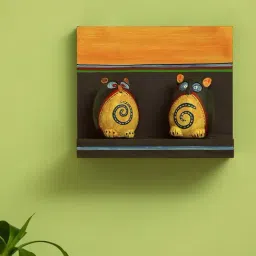 ExclusiveLane Terracotta 'Twin Owl Pot-Faces' With Wooden Wall Shelf-picture-14