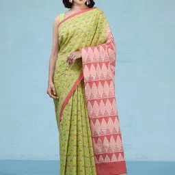 Taneira Green Floral Print Saree With Unstitched Blouse image 1