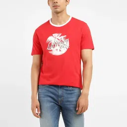 Levi's Red Cotton Regular Fit Printed T-Shirt image 4