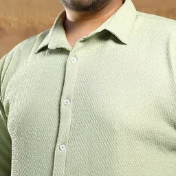 Instafab Plus Men Comfort Opaque Casual Shirt image 2