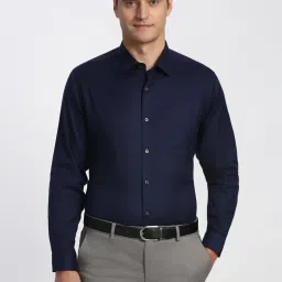 Peter England Navy Cotton Regular Fit Printed Shirt image 1