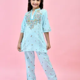 Juniper Girls Blue Floral Print Kurta With Pants image 1