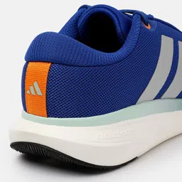 ADIDAS Men AeroEchoZest 3-Striped Running Shoes image 4