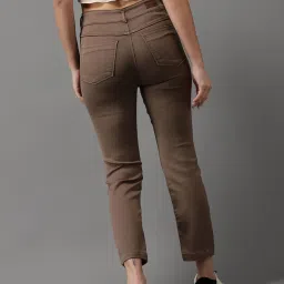 showoffff SHOWOFF High-Rise Brown Clean Look Jeans image 2