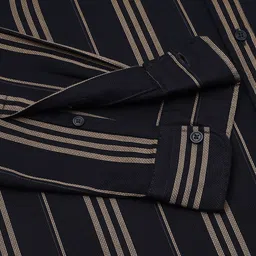 Tommy Hilfiger Men Button-Down Collar Vertical Striped Cotton Casual Shirt image 4