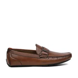 Bata Men's Brown Casual Loafers image 2