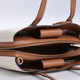 CALVIN KLEIN Vanilla & Caramel Logo Medium Tote image 4