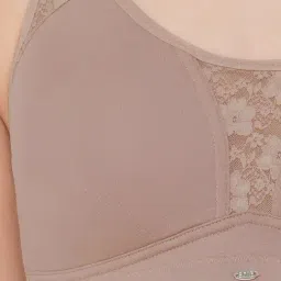 SOIE Women's Non Padded Non Wired Full Coverage Stretch Cotton Minimizer Bra image 5