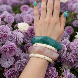 TAG 7 Set Of 4 Textured Bangles image 2