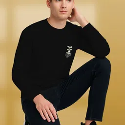 BUYTHATTRENDZ Men Printed Sweatshirt image 4