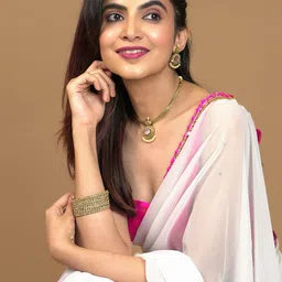HELLA FASHIONS Embroidered Poly Georgette Saree-picture-24