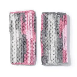 Magic Needles Women Patterned Acrylic Fingerless Mittens image 3