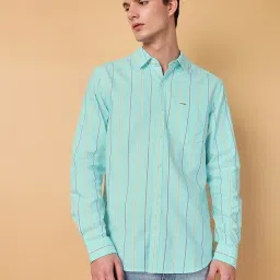 Wrangler Blue Cotton Regular Fit Striped Shirt image 4