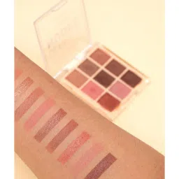 Makeup Revolution Ultimate Nudes Shadow Palette Medium - 8.1 gm image 3