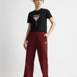 Reebok Maroon Cotton Regular Fit Trackpants image 4