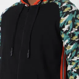 Peter England Jeans Black & Green Regular Fit Printed Hooded Sweatshirt image 4