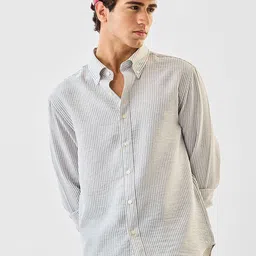 Snitch Men Relaxed Fit Vertical Striped Button-Down Collar Casual Shirt-picture-27