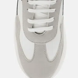 glitchez Women Colourblocked Chunky Sole Sneakers image 3