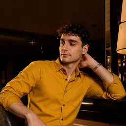 encore by INVICTUS Men Classic Fit Solid Spread Collar Satin Casual Shirt image 5