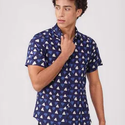 Vastraa Fusion Men Spread Collar Geometric Printed Cotton Casual Shirt image 5