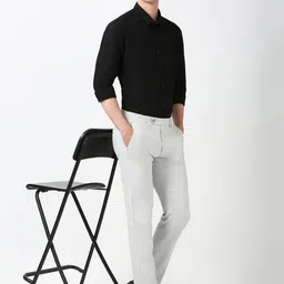 Peter England Casuals Men Spread Collar Solid Cotton Slim Fit Casual Shirt image 5