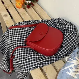 StyleCast x Revolte Women Solid Shopper Shoulder Bag-picture-17