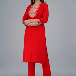 JAIPURI COLLECTION Floral Yoke Design Thread Work Kurta With Trousers image 5